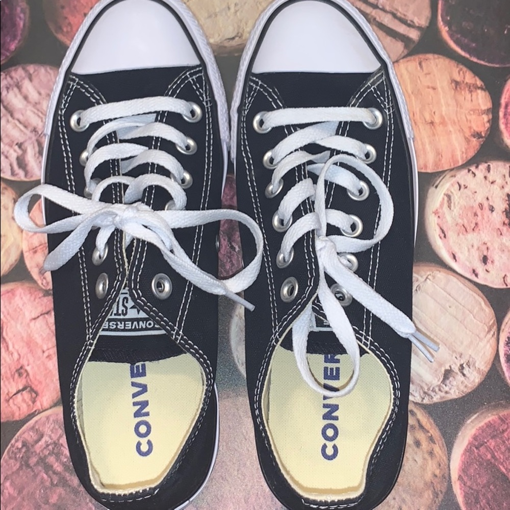 BRAND NEW BLACK CONVERSE